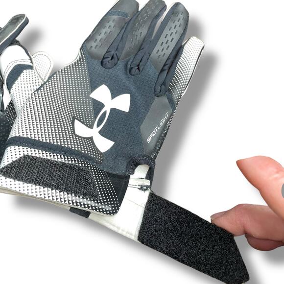 Under Armour Sz Small Gloves NFL Football UA Spotlight Wide Receiver 1304698 - Picture 9 of 12